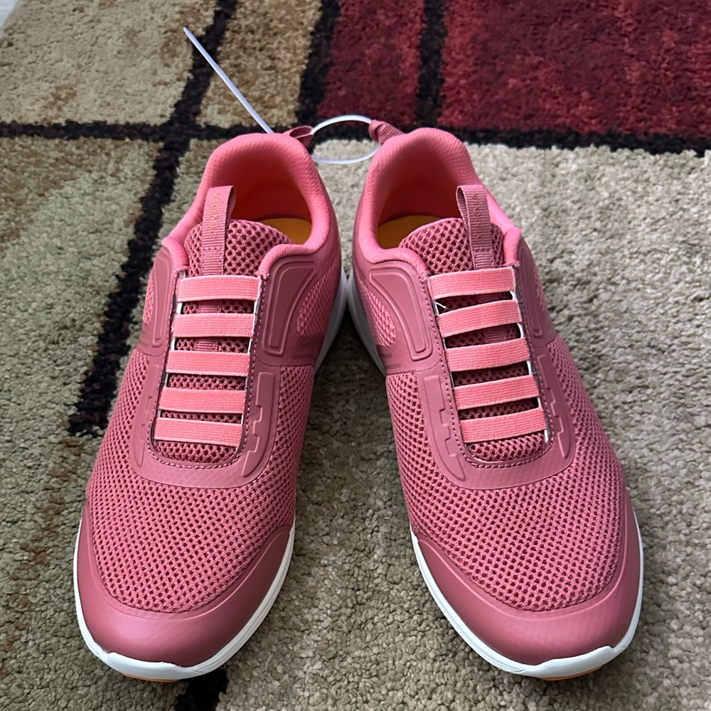 Vionic Gored-Lace Athletic Sneakers—Reign. New.